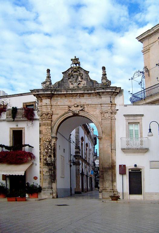 Archetto Bianco 3* Martina Franca